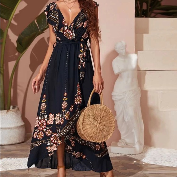 Dresses & Skirts - Boho gypsy floral print tribal maxi wrap dress